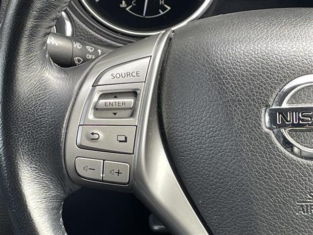 エクストレイル ２０Ｘ　エマージェンシーブレーキパッケージ　純正ナビ（ＣＤ＆ＤＶＤ＆ＡＵＸ＆ＵＳＢ＆フルセグＴＶ）・全方位カメラ・３列シート・レザーシート・前席シートヒーター・前後ドライブレコーダー・積込ＡＷ付冬タイヤ・スペアキー・純正エンジンスターター（17枚目）