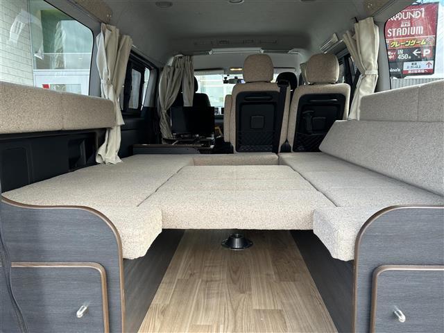 ハイエースワゴン ＧＬ　ワンオーナー・寒冷地仕様・社外ナビＣＤ＆ＤＶＤ＆ＢＴ＆ＵＳＢ＆フルセグＴＶ・テレビ・ベッドキット・バックカメラ・片側イージークローザードア・前方ドライブレコーダー・積込社外ＡＷ付冬タイヤ・スペアキー（29枚目）