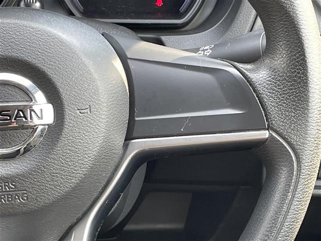 ノート Ｘ　ＦＯＵＲ　スマートセーフティエディション　全方位カメラ・バックカメラ・サイドカメラ・フロントカメラ・デジタルインナーミラー・コーナーセンサー・レーンキープアシスト・前方ドライブレコーダー・オートエアコン・オートライト・プッシュスタート（20枚目）