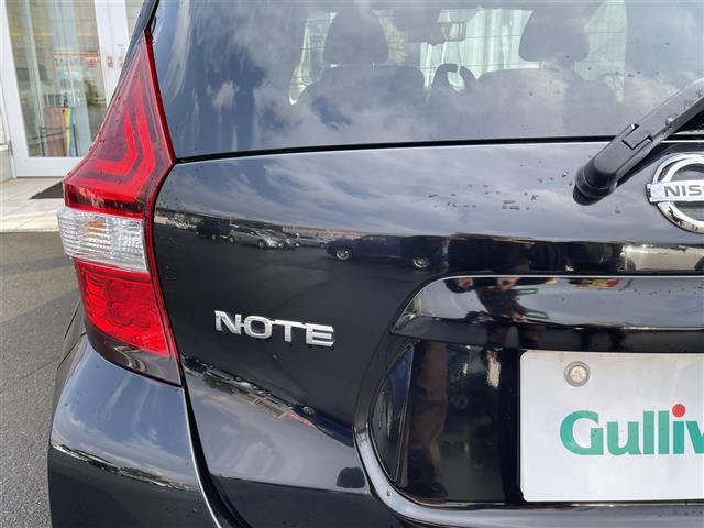 ノート Ｘ　ＦＯＵＲ　スマートセーフティエディション　全方位カメラ・バックカメラ・サイドカメラ・フロントカメラ・デジタルインナーミラー・コーナーセンサー・レーンキープアシスト・前方ドライブレコーダー・オートエアコン・オートライト・プッシュスタート（39枚目）