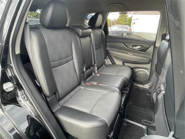 エクストレイル ２０Ｘｉ　エクストリーマーＸ　・４ＷＤ・プロパイロット・デジタルインナーミラー・純正ナビ　ＣＤ／ＤＶＤ／ＳＤ／ＢＴ／フルセグ・アラウンドビューモニター・ビルトインＥＴＣ・エマージェンシーブレーキ・レーダークルーズ・電動リアゲート（10枚目）