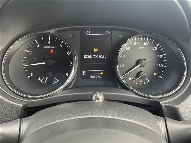 エクストレイル ２０Ｘｉ　エクストリーマーＸ　・４ＷＤ・プロパイロット・デジタルインナーミラー・純正ナビ　ＣＤ／ＤＶＤ／ＳＤ／ＢＴ／フルセグ・アラウンドビューモニター・ビルトインＥＴＣ・エマージェンシーブレーキ・レーダークルーズ・電動リアゲート（14枚目）