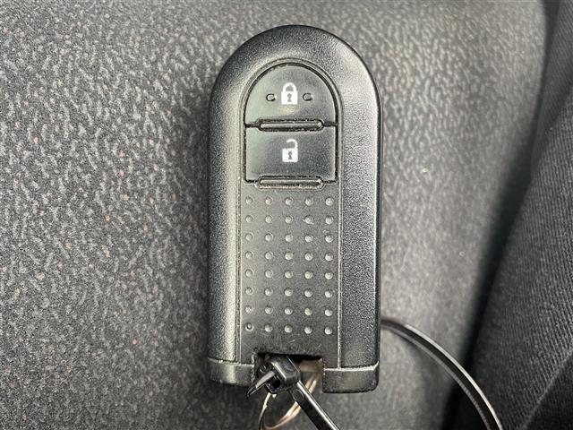 パッソ モーダ S 寒冷地仕様・衝突軽減ブレーキ・社外SDナビCD&DVD&フルセグTV・バックカメラ・シートヒーター(運転席のみ)・助手席シートアンダートレイ・アイドリングストップ・積込純正AW付冬タイヤ(溝無)(21枚目)