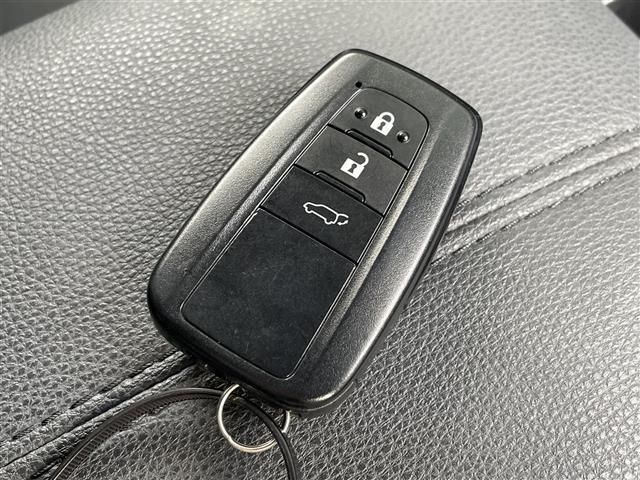 RAV4 G Zパッケージ 寒冷地仕様・バックカメラ・コーナーセンサー・レーンキープアシスト・レーダークルーズコントロール・デジタルインナーミラー・ブラインドスポットモニター・パワーシート・レザーシート・パワーバックドア(27枚目)