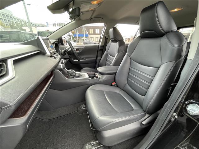 RAV4 G Zパッケージ 寒冷地仕様・バックカメラ・コーナーセンサー・レーンキープアシスト・レーダークルーズコントロール・デジタルインナーミラー・ブラインドスポットモニター・パワーシート・レザーシート・パワーバックドア(31枚目)