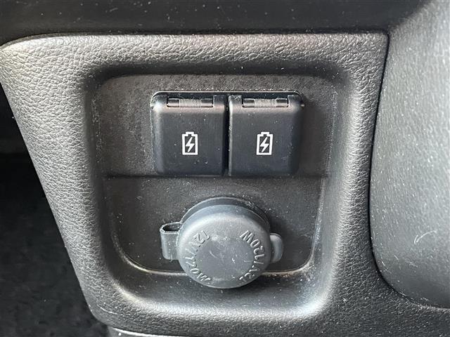 ソリオバンディット ハイブリッドMV ・衝突軽減ブレーキ・両側パワースライドドア・D席/N席シートヒーター・純正 15インチAW・純正フロアマット・アイドリングストップ・クルーズコントロール・リアコーナーセンサー(9枚目)