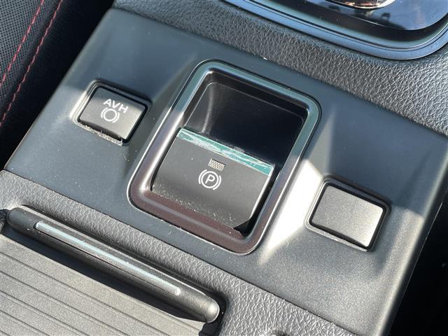 WRX S4 2.0GTアイサイト 4WD・アイサイト・衝突軽減ブレーキ・レーンキープアシスト・デジタルインナーミラー・カロッツェリアナビ(フルセグTV/Bluetooth/DVD)・バックカメラ・レーダークルーズ・社外アルミ(8枚目)