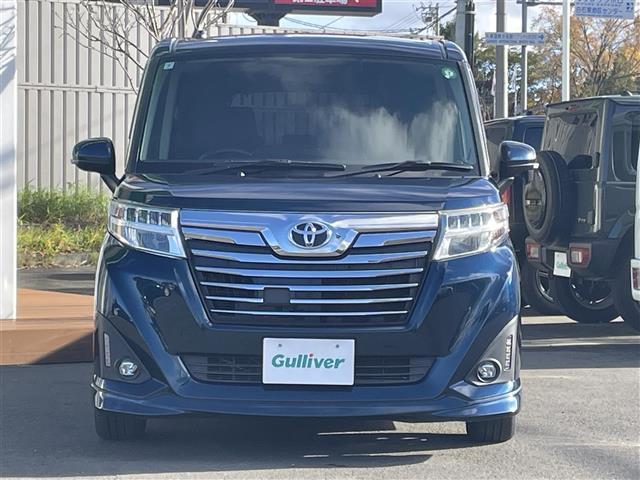 ルーミー カスタムG ・4WD・寒冷地仕様・バックカメラ・両側パワースライドドア・クルーズコントロール・エンジンスターター・ウォークスルー・フォグランプ・シートヒーター・KENWOODナビ・Bluetooth(9枚目)