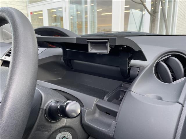 ヴィッツ F ・リモコンキー・スペアキー・パワーステアリング・電動格納ミラー・純正フロアマット(18枚目)