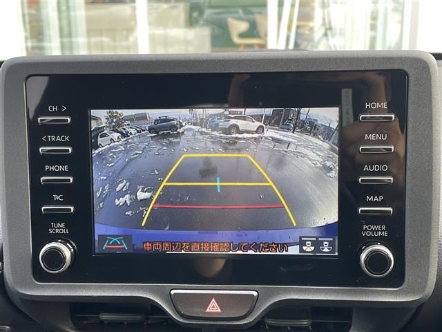 ヤリス ハイブリッドX 寒冷地仕様・純正ディスプレイオーディオ・バックカメラ・コーナーセンサー・純正エンジンスターター・オートエアコン・オートライト・ミラーヒーター・オートリトラミラー・レーダークルーズコントロール・ETC(3枚目)