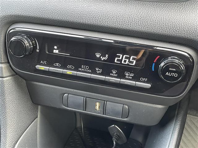 ヤリス ハイブリッドX 寒冷地仕様・純正ディスプレイオーディオ・バックカメラ・コーナーセンサー・純正エンジンスターター・オートエアコン・オートライト・ミラーヒーター・オートリトラミラー・レーダークルーズコントロール・ETC(8枚目)