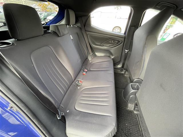 ヤリス ハイブリッドX 寒冷地仕様・純正ディスプレイオーディオ・バックカメラ・コーナーセンサー・純正エンジンスターター・オートエアコン・オートライト・ミラーヒーター・オートリトラミラー・レーダークルーズコントロール・ETC(11枚目)