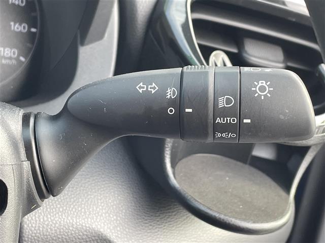 ヤリス ハイブリッドX 寒冷地仕様・純正ディスプレイオーディオ・バックカメラ・コーナーセンサー・純正エンジンスターター・オートエアコン・オートライト・ミラーヒーター・オートリトラミラー・レーダークルーズコントロール・ETC(17枚目)