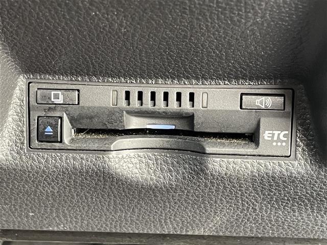 ヤリス ハイブリッドX 寒冷地仕様・純正ディスプレイオーディオ・バックカメラ・コーナーセンサー・純正エンジンスターター・オートエアコン・オートライト・ミラーヒーター・オートリトラミラー・レーダークルーズコントロール・ETC(19枚目)