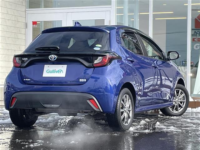 ヤリス ハイブリッドX 寒冷地仕様・純正ディスプレイオーディオ・バックカメラ・コーナーセンサー・純正エンジンスターター・オートエアコン・オートライト・ミラーヒーター・オートリトラミラー・レーダークルーズコントロール・ETC(39枚目)