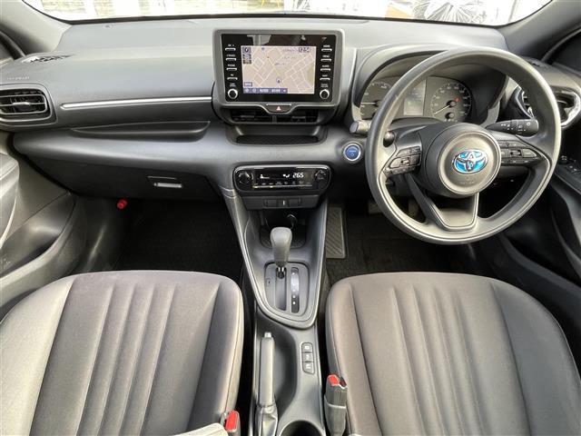 ヤリス ハイブリッドX 寒冷地仕様・純正ディスプレイオーディオ・バックカメラ・コーナーセンサー・純正エンジンスターター・オートエアコン・オートライト・ミラーヒーター・オートリトラミラー・レーダークルーズコントロール・ETC(40枚目)