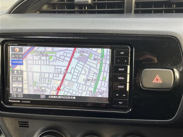 ヴィッツ Ｆ　・寒冷地仕様・４ＷＤ・純正メモリナビ（ＣＤ・ＤＶＤ・ＳＤ・ＵＳＢ・ｉＰｏｄ・ＢＴ・ラジオ・フルセグ）・前方ドライブレコーダー・純正エンジンスターター・純正フロアマット・横滑り防止（3枚目）