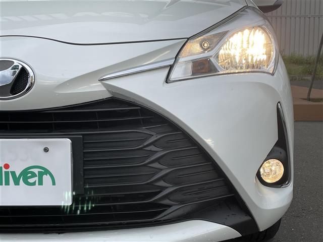 ヴィッツ Ｆ　・寒冷地仕様・４ＷＤ・純正メモリナビ（ＣＤ・ＤＶＤ・ＳＤ・ＵＳＢ・ｉＰｏｄ・ＢＴ・ラジオ・フルセグ）・前方ドライブレコーダー・純正エンジンスターター・純正フロアマット・横滑り防止（35枚目）