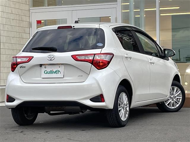 ヴィッツ Ｆ　・寒冷地仕様・４ＷＤ・純正メモリナビ（ＣＤ・ＤＶＤ・ＳＤ・ＵＳＢ・ｉＰｏｄ・ＢＴ・ラジオ・フルセグ）・前方ドライブレコーダー・純正エンジンスターター・純正フロアマット・横滑り防止（40枚目）