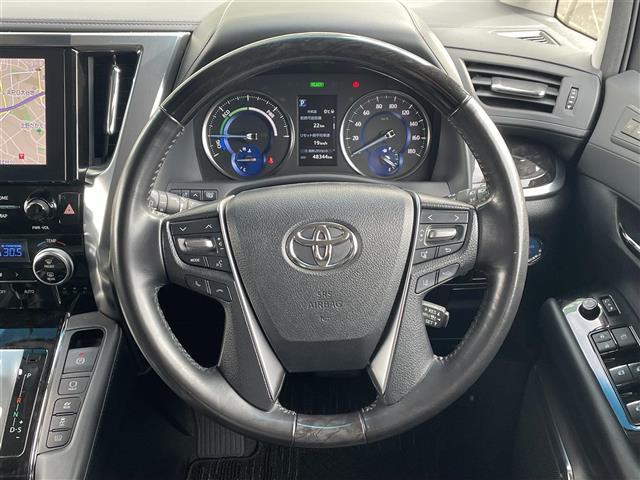 アルファードハイブリッド ＳＲ　衝突軽減ブレーキ・純正ナビ（ＢＴ＆ＵＳＢ＆フルセグＴＶ）・バックカメラ・両側パワースライドドア・パワーバックドア・フリップダウンモニター・エアロパーツ（フロント、サイド、リアアンダー）・レザーシート（6枚目）