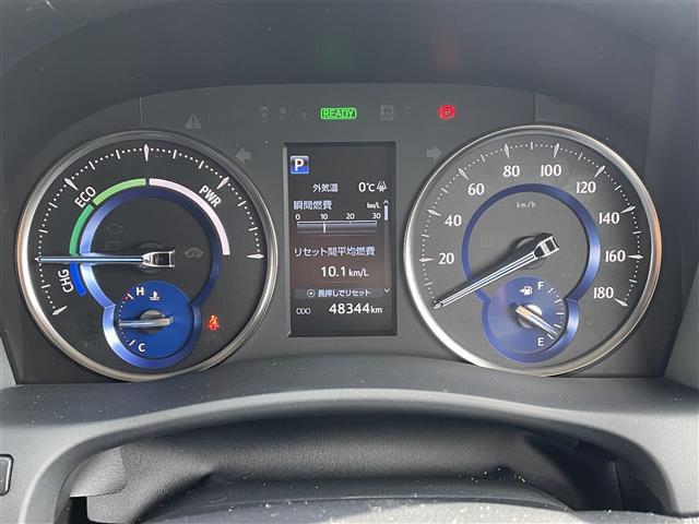 アルファードハイブリッド ＳＲ　衝突軽減ブレーキ・純正ナビ（ＢＴ＆ＵＳＢ＆フルセグＴＶ）・バックカメラ・両側パワースライドドア・パワーバックドア・フリップダウンモニター・エアロパーツ（フロント、サイド、リアアンダー）・レザーシート（17枚目）