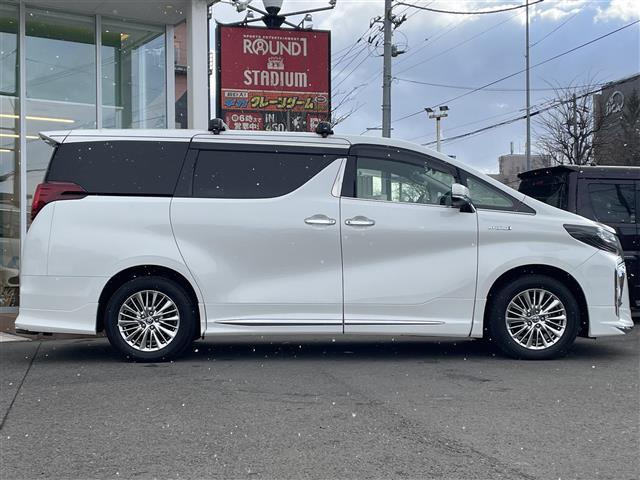 アルファードハイブリッド ＳＲ　衝突軽減ブレーキ・純正ナビ（ＢＴ＆ＵＳＢ＆フルセグＴＶ）・バックカメラ・両側パワースライドドア・パワーバックドア・フリップダウンモニター・エアロパーツ（フロント、サイド、リアアンダー）・レザーシート（36枚目）