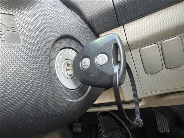 ムーヴ L ・FM・AM・MD・AUX・純正フロアマット・電動格納ミラー・ベンチシート・ヘッドライトレベライザー・バニティミラー・保証書・取扱説明書(19枚目)