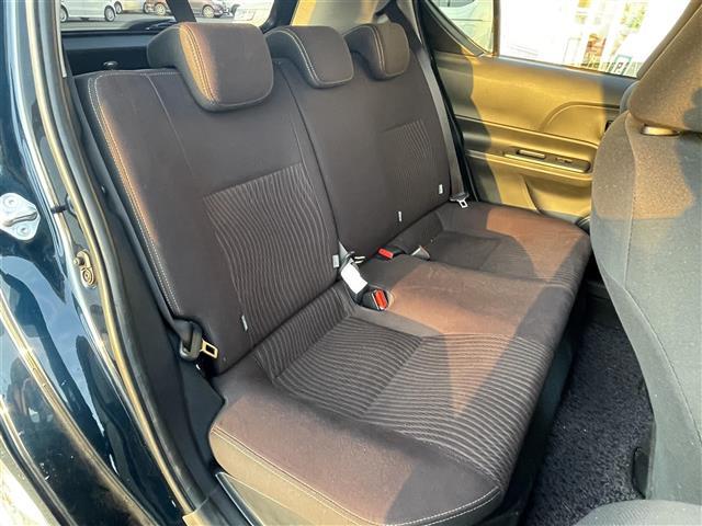 アクア Ｇ　・ワンオーナー・衝突軽減ブレーキ・寒冷地仕様・純正ＳＤナビＣＤ＆ＤＶＤ＆ＢＴ＆ＵＳＢ＆ＨＤＭＩ＆フルセグＴＶ・バックカメラ・クルーズコントロール・ＥＴＣ・ＡＢＳ・横滑り防止装置（9枚目）