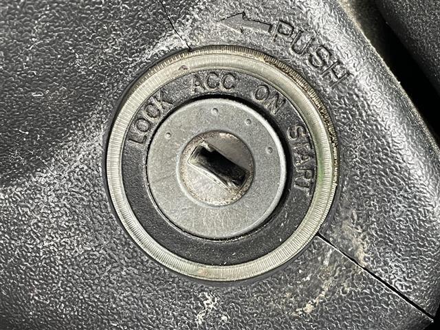 ハイエースバン ＤＸ　社外ナビ（ＣＤ＆ＤＶＤ＆ワンセグＴＶ）・片側イージークローザードア・パワーステアリング・パワーウィンドウ・ＥＴＣ・ＡＢＳ・ドアバイザー・スペアキー２本（鍵のみ）・保証書・取扱説明書（5枚目）