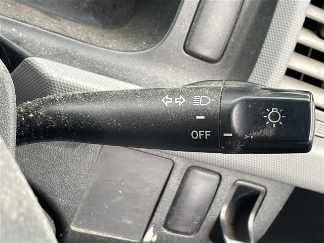 ハイエースバン ＤＸ　社外ナビ（ＣＤ＆ＤＶＤ＆ワンセグＴＶ）・片側イージークローザードア・パワーステアリング・パワーウィンドウ・ＥＴＣ・ＡＢＳ・ドアバイザー・スペアキー２本（鍵のみ）・保証書・取扱説明書（18枚目）