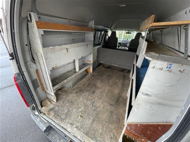 ハイエースバン ＤＸ　社外ナビ（ＣＤ＆ＤＶＤ＆ワンセグＴＶ）・片側イージークローザードア・パワーステアリング・パワーウィンドウ・ＥＴＣ・ＡＢＳ・ドアバイザー・スペアキー２本（鍵のみ）・保証書・取扱説明書（30枚目）