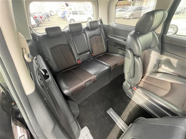 エルグランド ２５０ハイウェイスター　・ＳＤ・ＡＭ・ＦＭ・ＵＳＢ・ＡＵＸ・バックカメラ・両側パワースライドドア・後席用モニター・ドライブレコーダー（前後）・横滑り防止装置・クルーズコントロール・オットマン・ダブルエアコン・ビルトインＥＴＣ（12枚目）