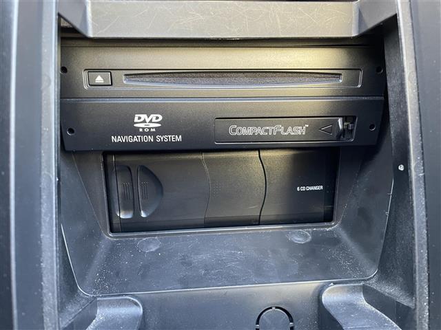 Ｚ４ ２．５ｉ　・純正ナビ・社外マフラー・電動格納ミラー・オートエアコン・オートライト・フォグランプ・ＤＳＣ（横滑り防止装置）・ＨＩＤヘッドライト・レザーシート・電動パワーシート両側（11枚目）