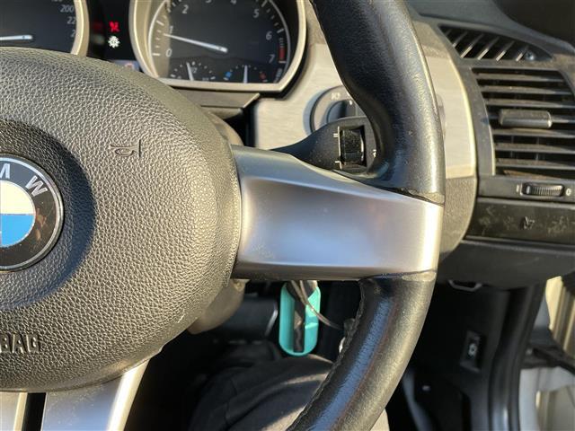 Ｚ４ ２．５ｉ　・純正ナビ・社外マフラー・電動格納ミラー・オートエアコン・オートライト・フォグランプ・ＤＳＣ（横滑り防止装置）・ＨＩＤヘッドライト・レザーシート・電動パワーシート両側（15枚目）