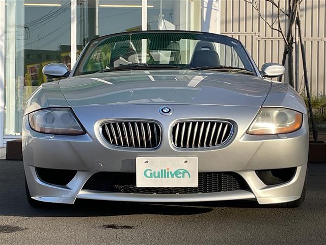 Ｚ４ ２．５ｉ　・純正ナビ・社外マフラー・電動格納ミラー・オートエアコン・オートライト・フォグランプ・ＤＳＣ（横滑り防止装置）・ＨＩＤヘッドライト・レザーシート・電動パワーシート両側（25枚目）