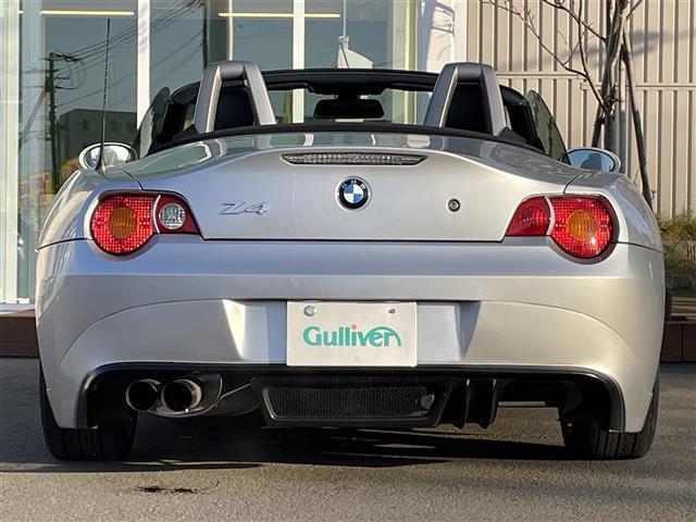 Ｚ４ ２．５ｉ　・純正ナビ・社外マフラー・電動格納ミラー・オートエアコン・オートライト・フォグランプ・ＤＳＣ（横滑り防止装置）・ＨＩＤヘッドライト・レザーシート・電動パワーシート両側（27枚目）