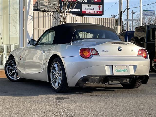 Ｚ４ ２．５ｉ　・純正ナビ・社外マフラー・電動格納ミラー・オートエアコン・オートライト・フォグランプ・ＤＳＣ（横滑り防止装置）・ＨＩＤヘッドライト・レザーシート・電動パワーシート両側（43枚目）