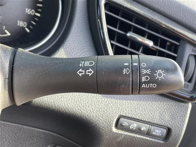 エクストレイル 20Xi ハイブリッド 衝突軽減ブレーキ・社外ナビ(CD&DVD&BT&USB&フルセグTV)・プロパイロット・インテリジェントクルーズコントロール・全方位カメラ・バックカメラ・デジタルインナーミラー・電動リアゲート(19枚目)