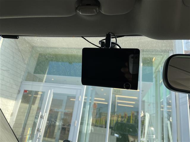 エクストレイル 20Xt ・4WD・4×4-i・バックカメラ・SDナビ・フルセグTV・Bluetooth・全席シートヒーター・クルーズコントロール・ドライブレコーダー・エンジンスターター・ETC・フォグランプ・撥水シート(5枚目)