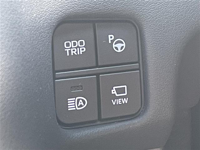 クラウンハイブリッド ＲＳアドバンス　Ｆｏｕｒ　バックカメラ・コーナーセンサー・レーンキープアシスト・レーダークルーズコントロール・パワーシート・ハーフレザーシート・オートエアコン・オートライト・オートリトラミラー・レインセンサーワイパー・ＥＴＣ（8枚目）