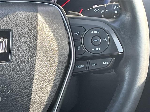 クラウンハイブリッド ＲＳアドバンス　Ｆｏｕｒ　バックカメラ・コーナーセンサー・レーンキープアシスト・レーダークルーズコントロール・パワーシート・ハーフレザーシート・オートエアコン・オートライト・オートリトラミラー・レインセンサーワイパー・ＥＴＣ（22枚目）