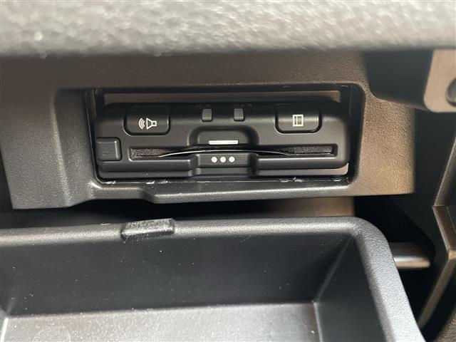 セレナ ＸＶ　両側パワースライドドア・全方位カメラ・バックカメラ・サイドカメラ・フロントカメラ・電動格納ミラー・ブラインドスポットモニター・純正エンジンスターター・オートエアコン・オートライト・ビルトインＥＴＣ（21枚目）