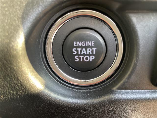 安心の全車保証付き！（※部分保証、国産車は納車後３ヶ月、輸入車は納車後１ヶ月の保証期間となります）。その他長期保証（有償）もご用意しております！※長期保証を付帯できる車両には条件がございます。