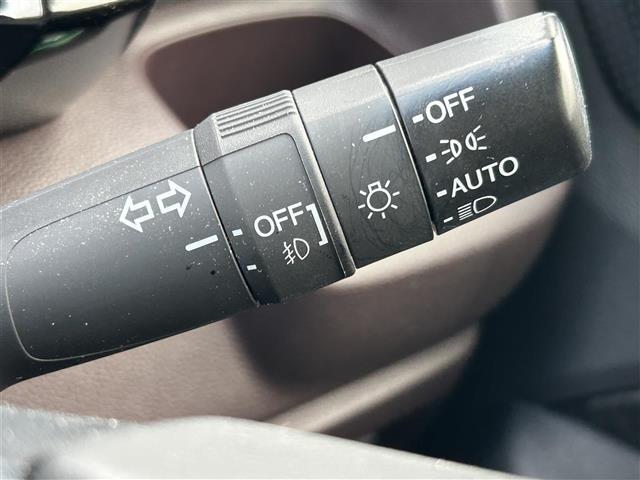 N-WGNカスタム G・Aパッケージ ハーフレザーシート・オートエアコン・オートライト・電動格納ミラー・クルーズコントロール・プッシュスタート・スマートキー・社外エンジンスターター・前後ドライブレコ―ダー・ミラーヒーター(11枚目)