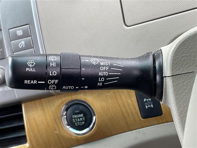 エスティマ G 純正ナビ(CD&DVD&MD)・両側パワースライドドア・バックカメラ・パワーシート(運転席のみ)・3列シート・オットマン・ウォークスルー・ETC・電動格納ミラー・スペアキー・エンジンスターター(20枚目)