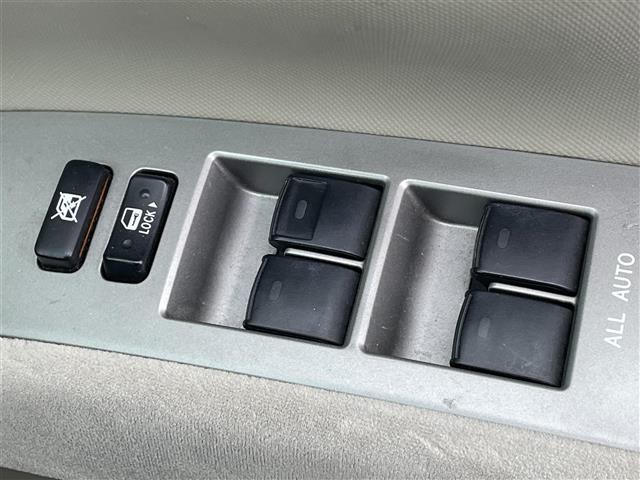 エスティマ G 純正ナビ(CD&DVD&MD)・両側パワースライドドア・バックカメラ・パワーシート(運転席のみ)・3列シート・オットマン・ウォークスルー・ETC・電動格納ミラー・スペアキー・エンジンスターター(26枚目)