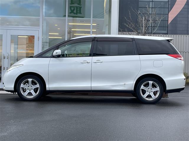 エスティマ G 純正ナビ(CD&DVD&MD)・両側パワースライドドア・バックカメラ・パワーシート(運転席のみ)・3列シート・オットマン・ウォークスルー・ETC・電動格納ミラー・スペアキー・エンジンスターター(35枚目)