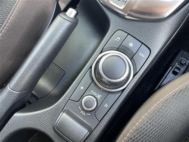 ＭＡＺＤＡ２ １５Ｓプロアクティブ　・マツダ純正ナビ（ＣＤ／ＤＶＤ／地デジＴＶ／ＡＭ／ＦＭ／ＢＴ）・衝突軽減ブレーキ・全方位モニター・横滑り防止装置・レーンキープアシスト・パーキングセンサー・センター／コーナー・ブラインドスポットモニタ（8枚目）