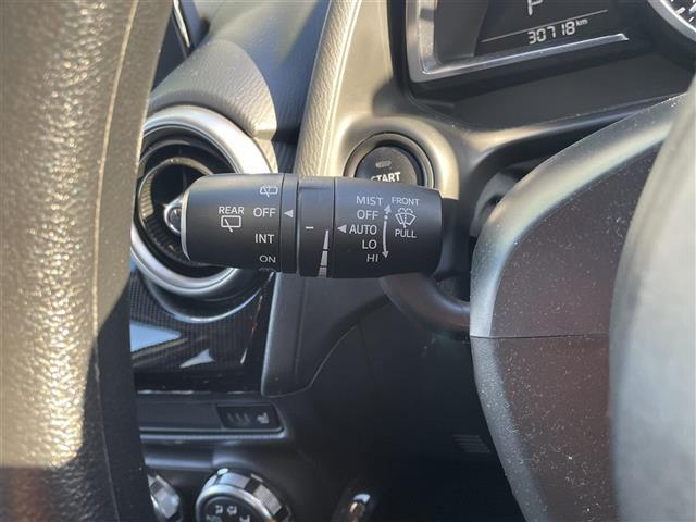 ＭＡＺＤＡ２ １５Ｓプロアクティブ　・マツダ純正ナビ（ＣＤ／ＤＶＤ／地デジＴＶ／ＡＭ／ＦＭ／ＢＴ）・衝突軽減ブレーキ・全方位モニター・横滑り防止装置・レーンキープアシスト・パーキングセンサー・センター／コーナー・ブラインドスポットモニタ（16枚目）