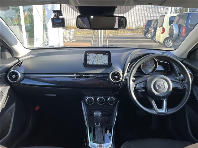 ＭＡＺＤＡ２ １５Ｓプロアクティブ　・マツダ純正ナビ（ＣＤ／ＤＶＤ／地デジＴＶ／ＡＭ／ＦＭ／ＢＴ）・衝突軽減ブレーキ・全方位モニター・横滑り防止装置・レーンキープアシスト・パーキングセンサー・センター／コーナー・ブラインドスポットモニタ（42枚目）